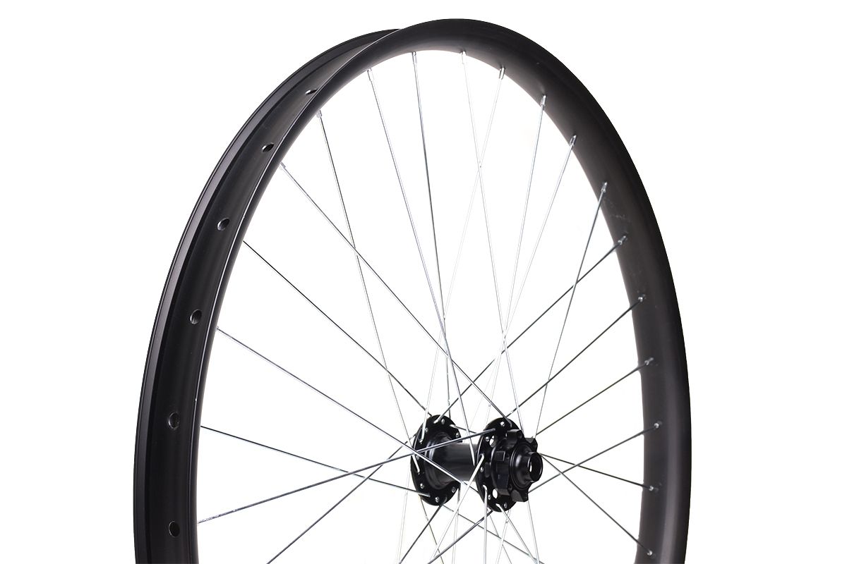 Колесо 29"MTB переднее, двойной обод Citron DP-40 29" 32H, втулка Solon DH928TF32H, Disc ,100*15мм, 2 промподшипника, крепление IS6, ось 15мм, черный Колесо 29"MTB переднее, двойной обод Citron DP-40 29" 32H, втулка Solon DH928TF32H, Disc ,100*15мм, 2 промподшипника, крепление IS6, ось 15мм, черный